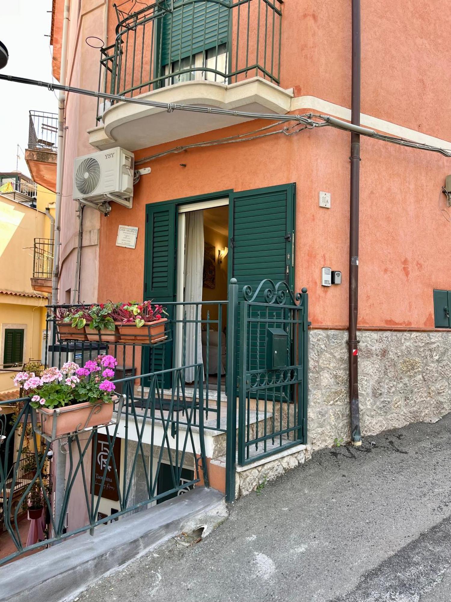 Il Siciliano Apartment Taormina Luaran gambar